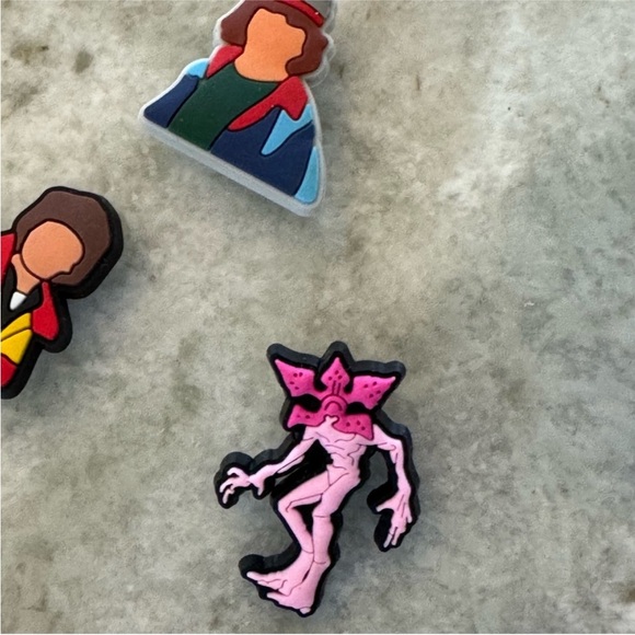 CROCS Stranger Things Jibbitz Set - Multicolor - Picture 7 of 9